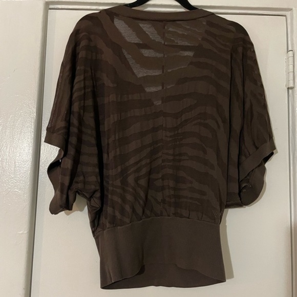 Express Brown Sheer Flowy Top Size X Small - Picture 5 of 7